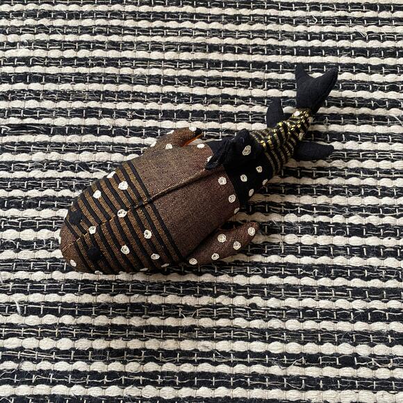 🌿Barbara Samsoni Hand Woven Made Black Orange Stitched Shark Made In Sri Lanka - Picture 1 of 6